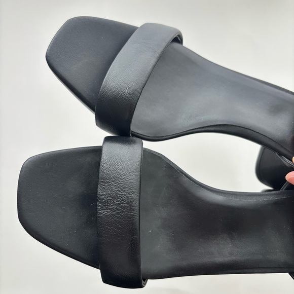 Naturalizer Izzy Block Heel Ankle Strap Dress Sandals Sz 8.5M - Picture 5 of 7